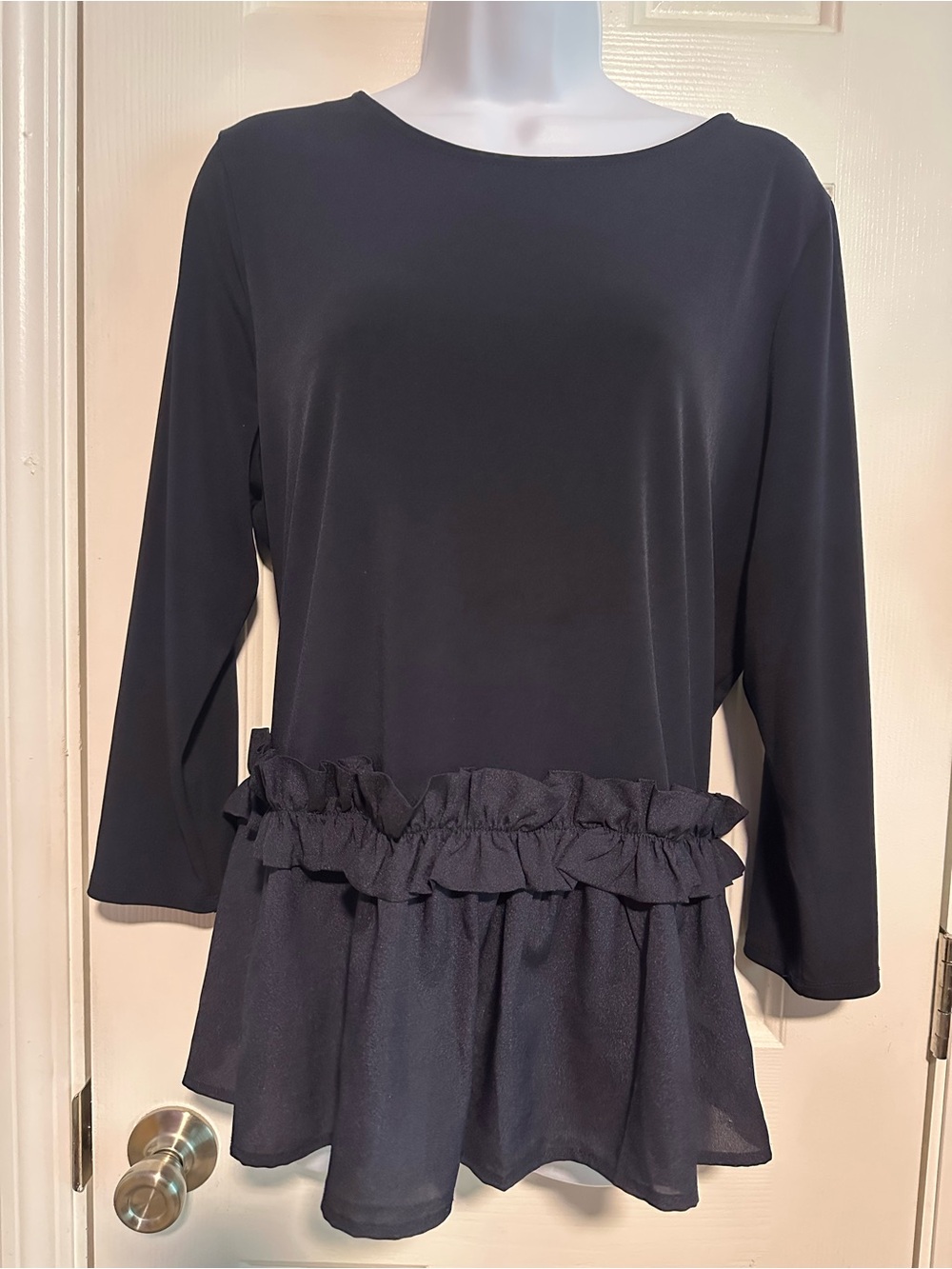 Ivanka Trump Black Ruffle-Hem Long Sleeve Blouse